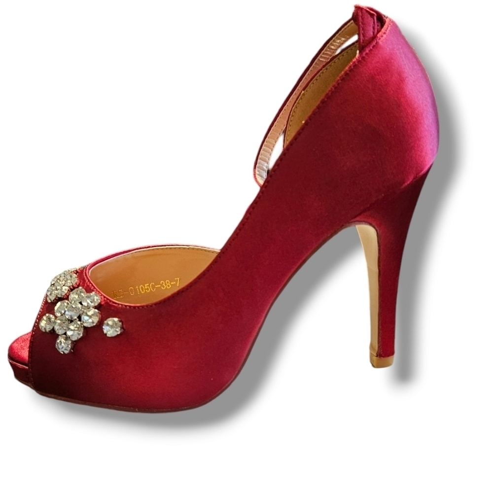 Open-Toe Burgundy Heels. Size 7 - Picture 9 of 14